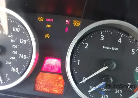 2004 BMW 645Ci из США, поврежденный, VIN WBAEK73424B321519